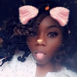 Meet your Posher, Derrisha